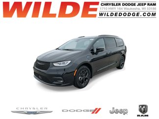 New 2025 Chrysler Pacifica Premium image 1