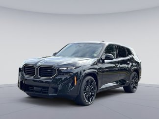 New 2025 BMW XM image 1