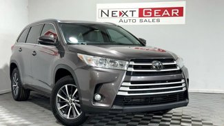 Used 2018 Toyota Highlander XLE image 1