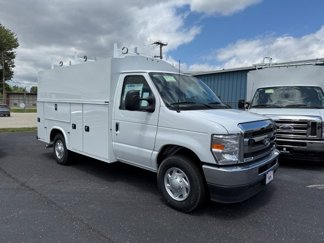 New 2026 Ford E-350 and Econoline 350 Super Duty w/ Power Equipment Group image 1