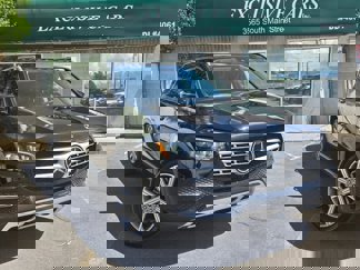 Used 2023 Mercedes-Benz GLS 450 4MATIC image 1