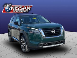 New 2025 Nissan Pathfinder Platinum image 1