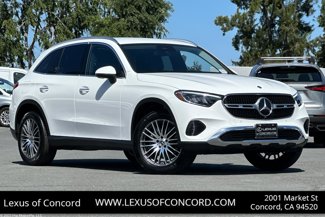 Used 2024 Mercedes-Benz GLC 300 4MATIC image 1