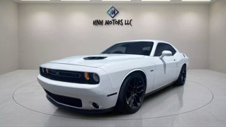 Used 2018 Dodge Challenger R/T Plus image 1