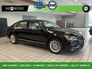 Used 2017 Volkswagen Passat 1.8T SE image 1