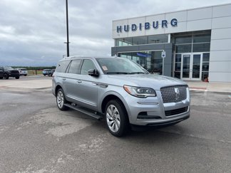 Used 2024 Lincoln Navigator Premiere image 1