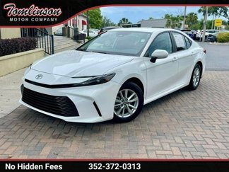 Used 2025 Toyota Camry LE w/ Convenience Package image 1