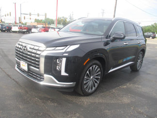 Used 2023 Hyundai Palisade Calligraphy image 1