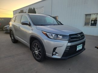 Used 2018 Toyota Highlander SE image 1