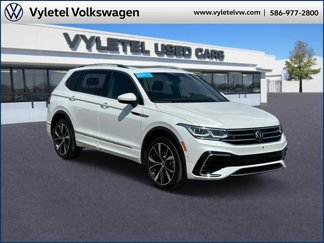 Used 2024 Volkswagen Tiguan SEL R-Line image 1