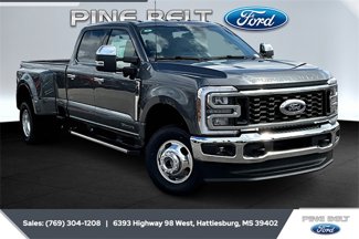 New 2025 Ford F350 Lariat w/ Chrome Package image 1