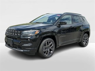New 2025 Jeep Compass Limited image 1