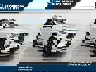 New 2026 Volvo XC90 T8 Ultra image 1