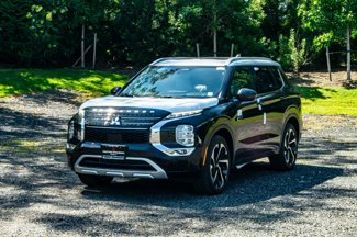 New 2025 Mitsubishi Outlander AWD image 1