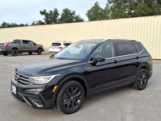 Used 2024 Volkswagen Tiguan SE video 1