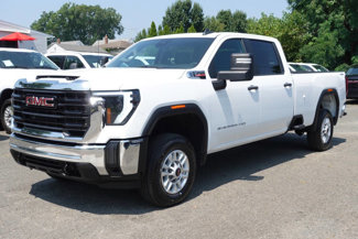 Used 2024 GMC Sierra 2500 Pro image 1