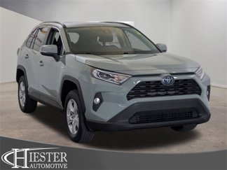 Used 2021 Toyota RAV4 XLE image 1