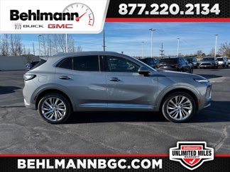 New 2025 Buick Envision Avenir image 1