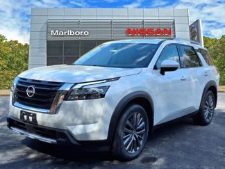 New 2025 Nissan Pathfinder SL w/ SL Premium Package image 1