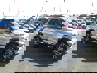 Used 2024 Ford Explorer Limited image 1