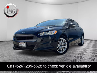 Used 2016 Ford Fusion SE image 1