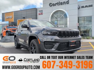 New 2025 Jeep Grand Cherokee Laredo image 1