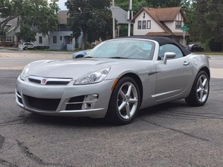 Used 2008 Saturn Sky image 1