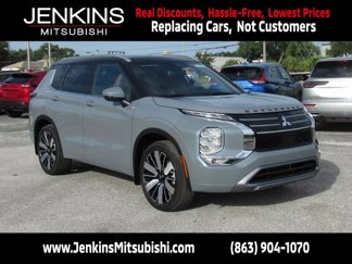 New 2025 Mitsubishi Outlander SEL image 1