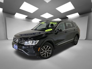 Used 2021 Volkswagen Tiguan SE w/ Panoramic Sunroof Package image 1