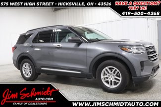 Used 2025 Ford Explorer Active image 1