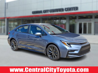Used 2025 Toyota Corolla SE image 1