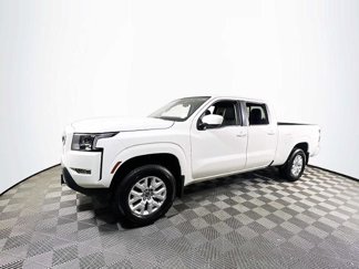 Certified 2024 Nissan Frontier SV image 1