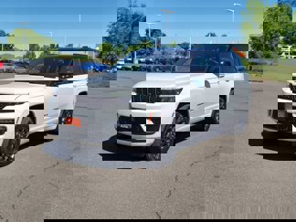 New 2025 Jeep Grand Cherokee Summit image 1