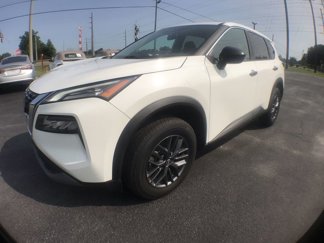 Used 2023 Nissan Rogue S image 1