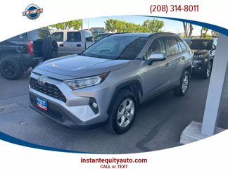 Used 2019 Toyota RAV4 XLE image 1