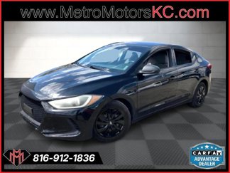 Used 2018 Hyundai Elantra SE image 1