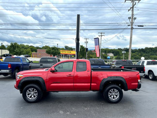 Used 2017 Toyota Tacoma SR5 w/ SR5 Appearance Package (SM) image 1