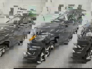 Used 2018 Jeep Compass Limited w/ Navigation Group image 1