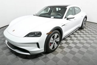 New 2025 Porsche Taycan 4S image 1