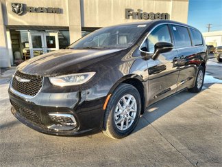 New 2025 Chrysler Pacifica Select w/ Uconnect Theater Family Group image 1