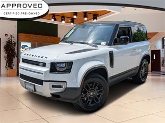 Used 2025 Land Rover Defender 90 S image 1