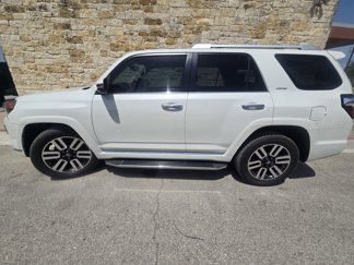 Used 2014 Toyota 4Runner SR5 image 1