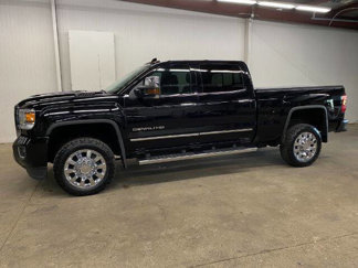 Used 2019 GMC Sierra 2500 Denali image 1