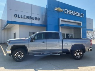 Used 2024 Chevrolet Silverado 2500 LTZ w/ LTZ Premium Package image 1