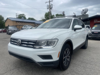 Used 2020 Volkswagen Tiguan SE w/ Panoramic Sunroof Package image 1