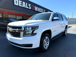 Used 2019 Chevrolet Suburban LT image 1