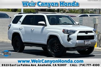 Used 2024 Toyota 4Runner TRD Off-Road Premium image 1