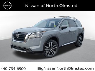 New 2025 Nissan Pathfinder Platinum image 1