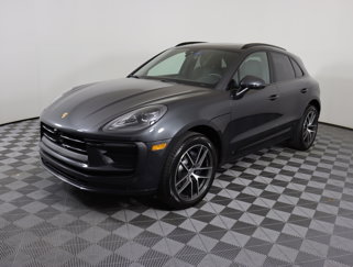Used 2025 Porsche Macan video 1
