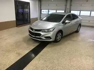 Used 2018 Chevrolet Cruze LS image 1